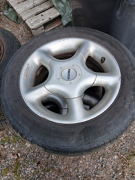 175 65 14 .kesärenkaat mazda 323