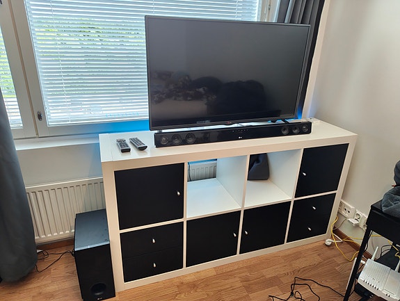 LG 42LB550V Televisio + LG NB300 Soundbar