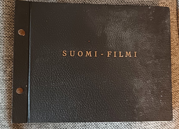 Suomi-Filmi valokuvakirja / esite 1930-luvun alun elokuvista