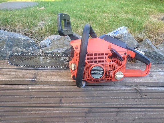 Echo CS 4600 moottorisaha