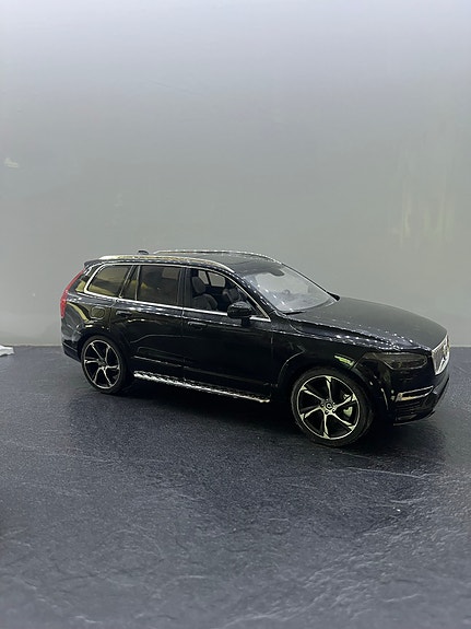 Volvo XC90 radio-ohjattava auto
