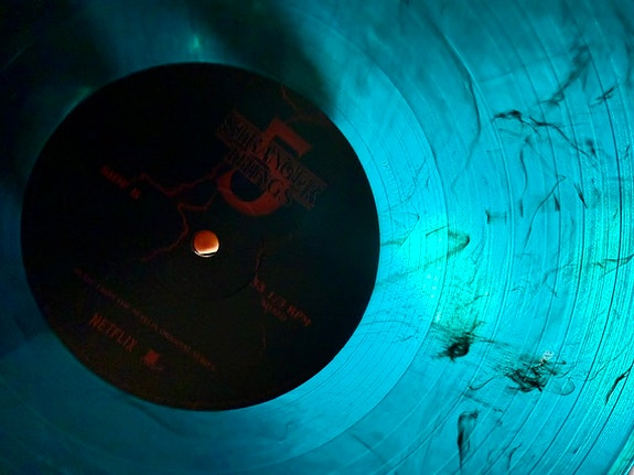 Stranger Things: Soundtrack, Season 5