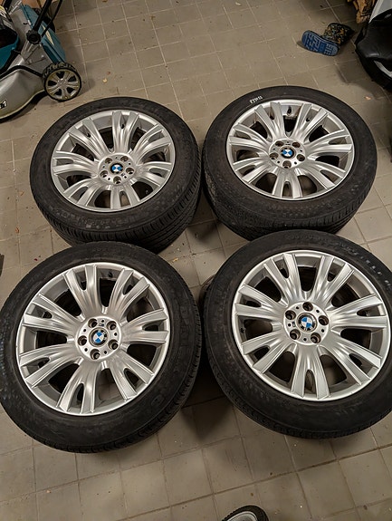 BMW x5 e70 style 223 19" vanteet renkailla