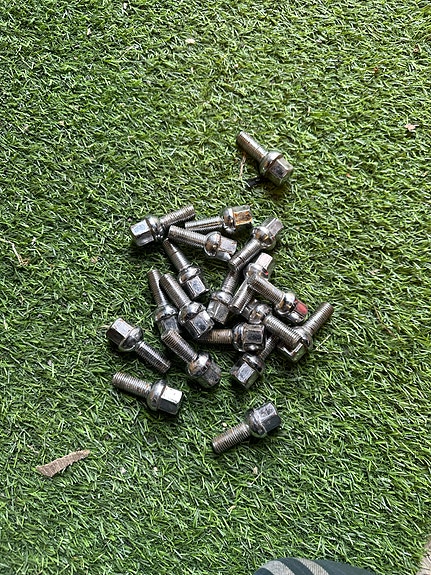 Alumiinivanne pyöränpultit M12X1.5