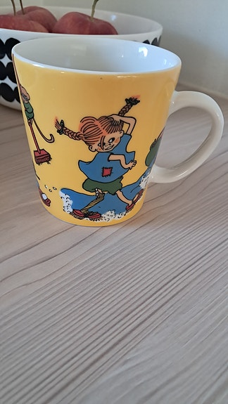 Peppi Pitkätossu muki