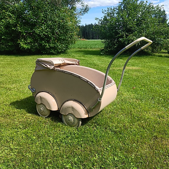 Vanhat lastenvaunut