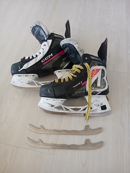 Ccm Tacs as 570(3 eli 36) ja toiset terät(230)