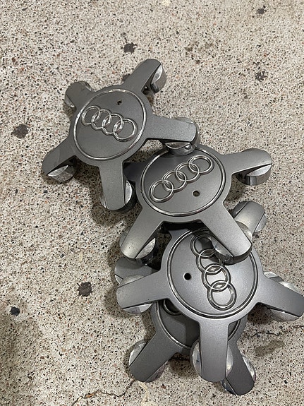 Audi keskimerkit