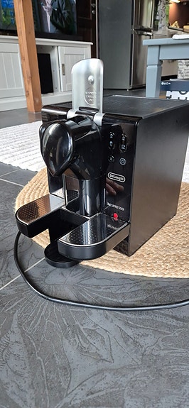 Nespresso kapselikeitin