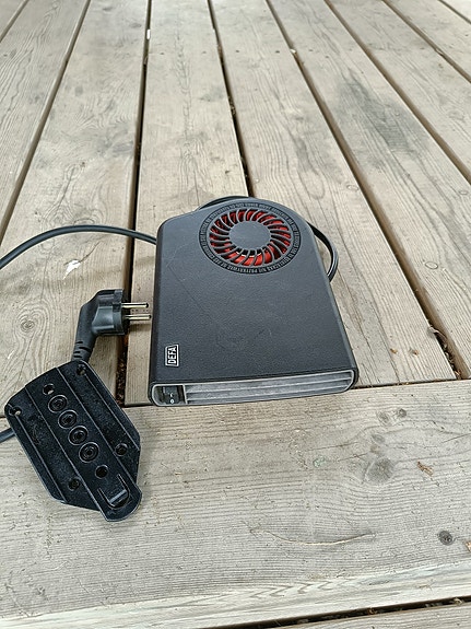 DEFA auton sisätilalämmitin, 1700 W, Tornio