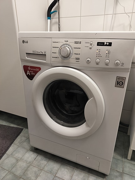 Pyykinpesukone LG Direct drive 7kg