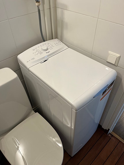 Whirlpool päältä täytettävä pesukone