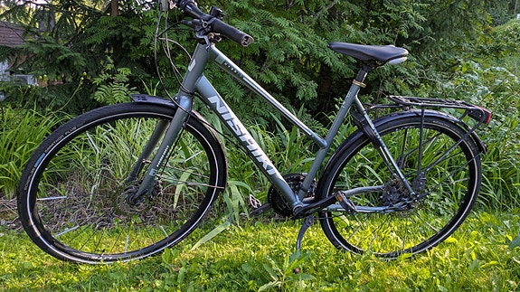 Naisten Nishiki 501 53 cm 3x10 hyvillä osilla ja varusteilla