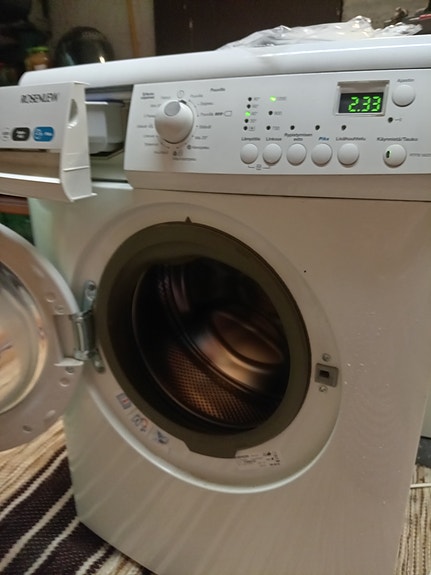 Rosenlew pyykinpesukone (6 kg / 1200 rpm) + ohjekirja