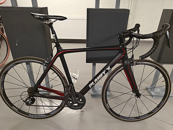Planet X täyshiilikuituinen maantiepyörä (Full Shimano Ultegra, 2x11)