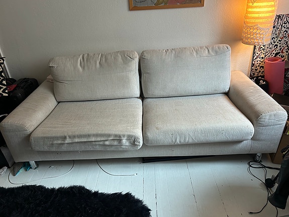 Beige sohva