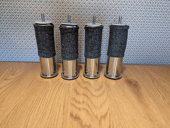 Ikea Landskrona sohvan metalliset jalat