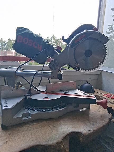 Bosch PCM 8S katkaisu- ja jiirisaha 1200W