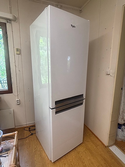Whirlpool jääkaappipakastin valkoinen