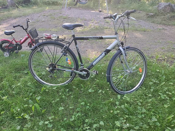 Polkupyörä 18 speed 28" renkain