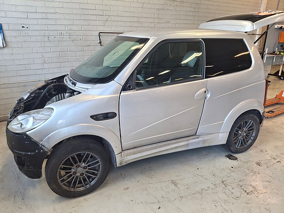 Myydään Ligier X-TOO mopoauto osina
