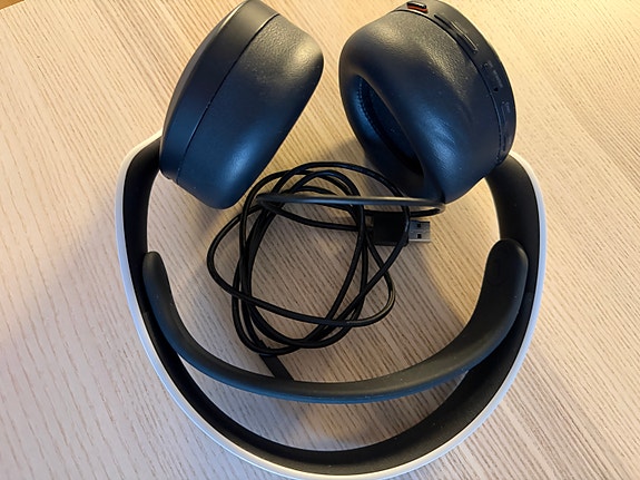 Sony PlayStation Pulse 3D langattomat kuulokkeet