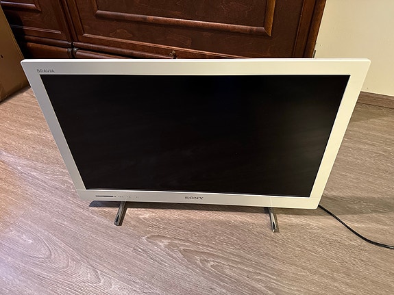 Sony KDL-24EX320 24" TV