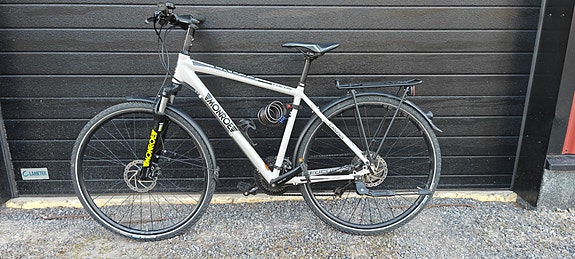 Polkupyörä Focus Lost Lagoon LTD 24