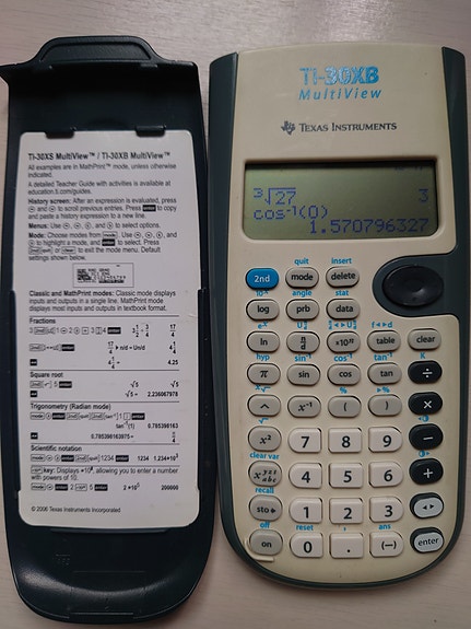 Texas Instruments TI-30XB MultiView laskin