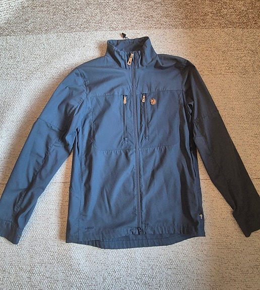 Fjällräven miesten takki, S-koko