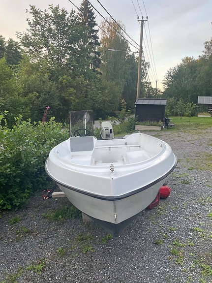 Bella 450 pulpettivene Suzuki 40DT