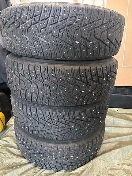 Hankook nastarenkaat nissan almera tino 7mm pintaa