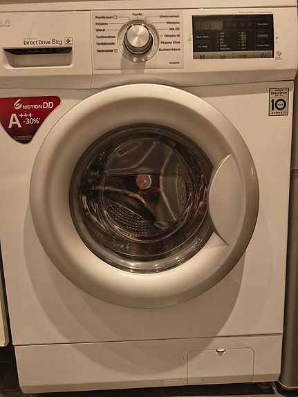 LG pyykinpesukone