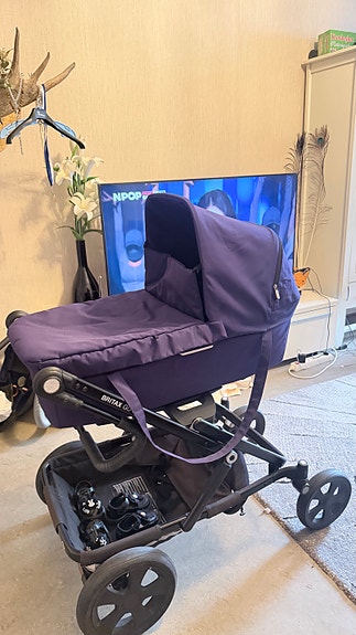 Britax Go Big -yhdistelmävaunut+Britax Römer-turvakaukalo ja telakka (Full set)