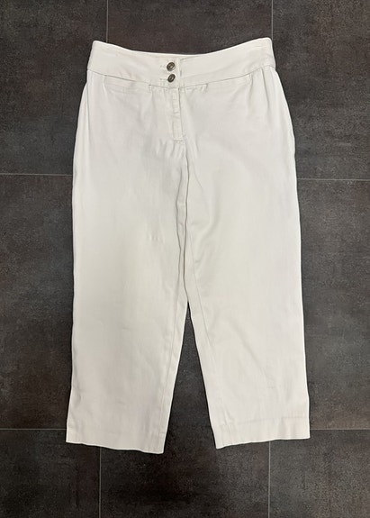 Valkoiset caprihousut, koko XS