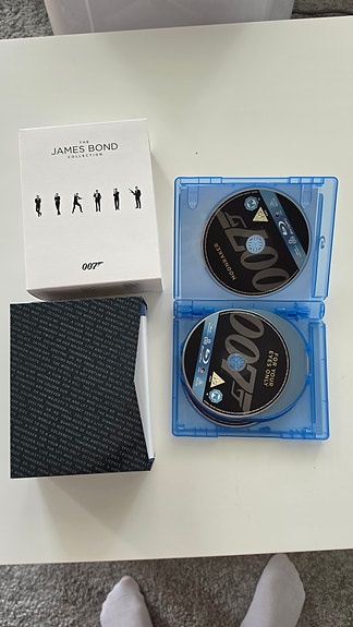 The James Bond Collection blu-ray (24 films)