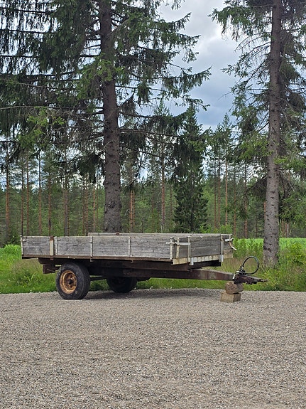 traktorin kippikärry