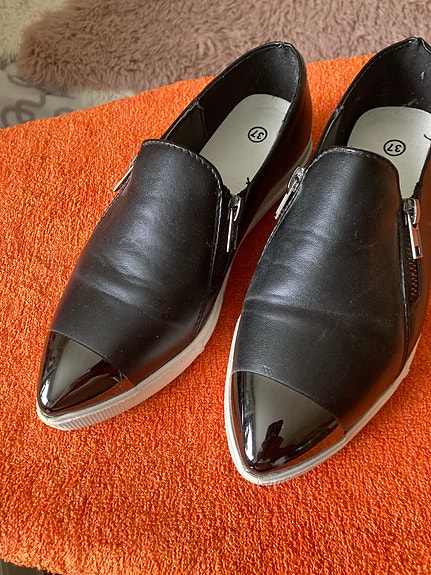 Kivat loaferit / street kengät