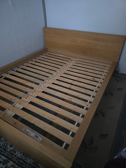 Sänky, Ikea Sultan Lade sänkykehikko ja patja 160x200 cm puu