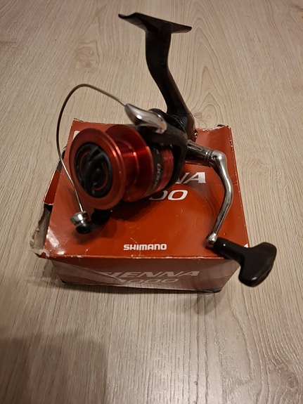 Shimano Sienna 4000 avokela