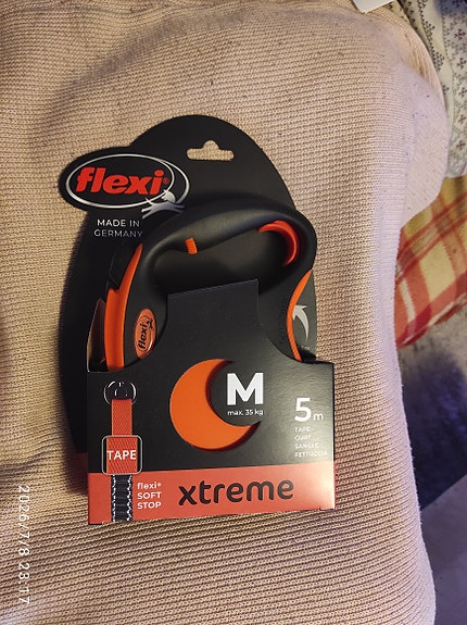 Flexi Xtreme M max 35 kg koiralle - kelatalutin koiralle 5 m pituus. Paras!