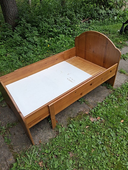 Lasten jatkettava sänky