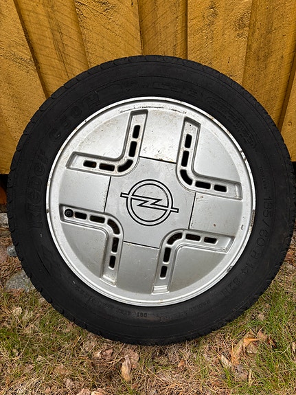 Opel Kadett D GT/E alkuperäinen vanne 1kpl