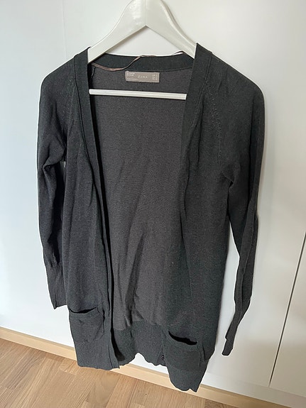 Zara neuletakki koko S, tummanharmaa