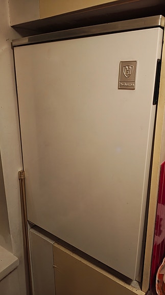 Helkama mini jääkaappipakastin