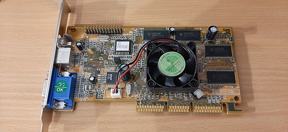 NVIDIA GeForce2 MX 32MB AGP
