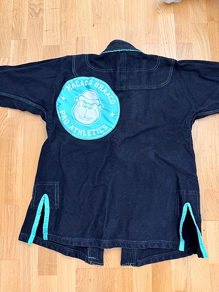 BJJ asu A3 Macaco branco (musta/turkoosi)