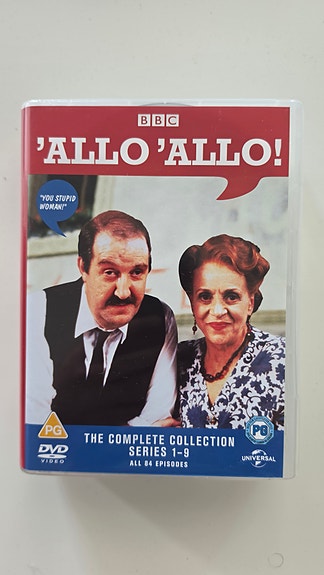 Allo Allo / Maanalainen armeija iskee jälleen