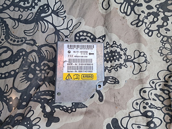 BMW E39 Airbag Ohjainlaite