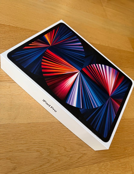 iPad Pro 12.9” (2021, M1), 128 GB, Wi-Fi + Cellular (5G)